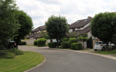 Chevry 2, un « nouveau village ». De l’inscription dans un modèle à l’expérimentation, témoignage d’Alain Cornet-Vernet, architecte du projet, recueilli par Élodie Bitsindou